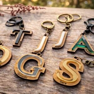 Llavero personalizado con Inicial y nombre